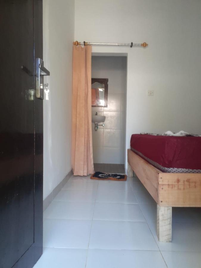 Nadil Homestay Kuta  Экстерьер фото