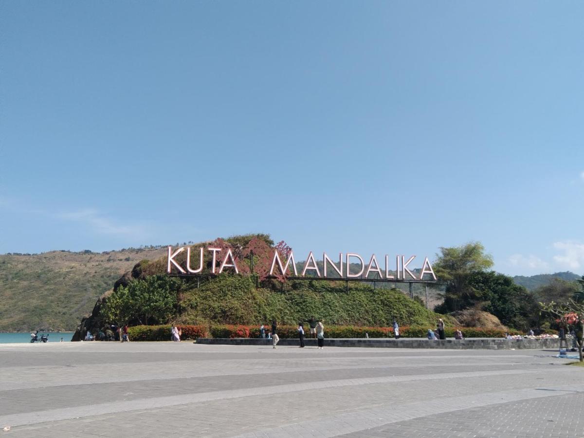 Nadil Homestay Kuta  Экстерьер фото
