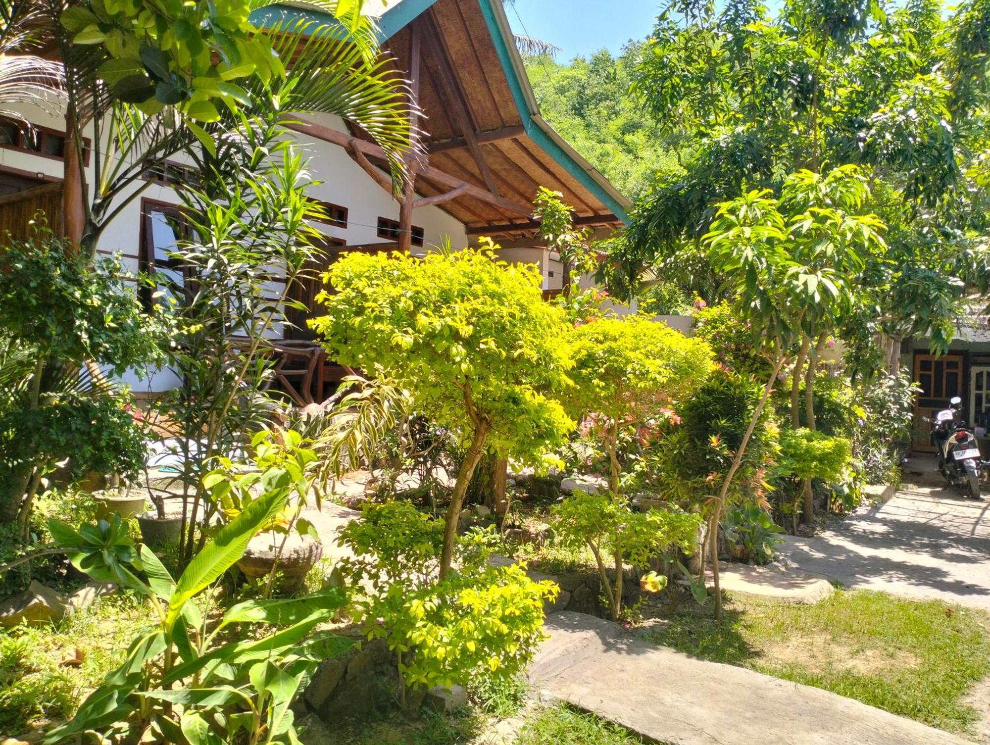 Nadil Homestay Kuta  Экстерьер фото