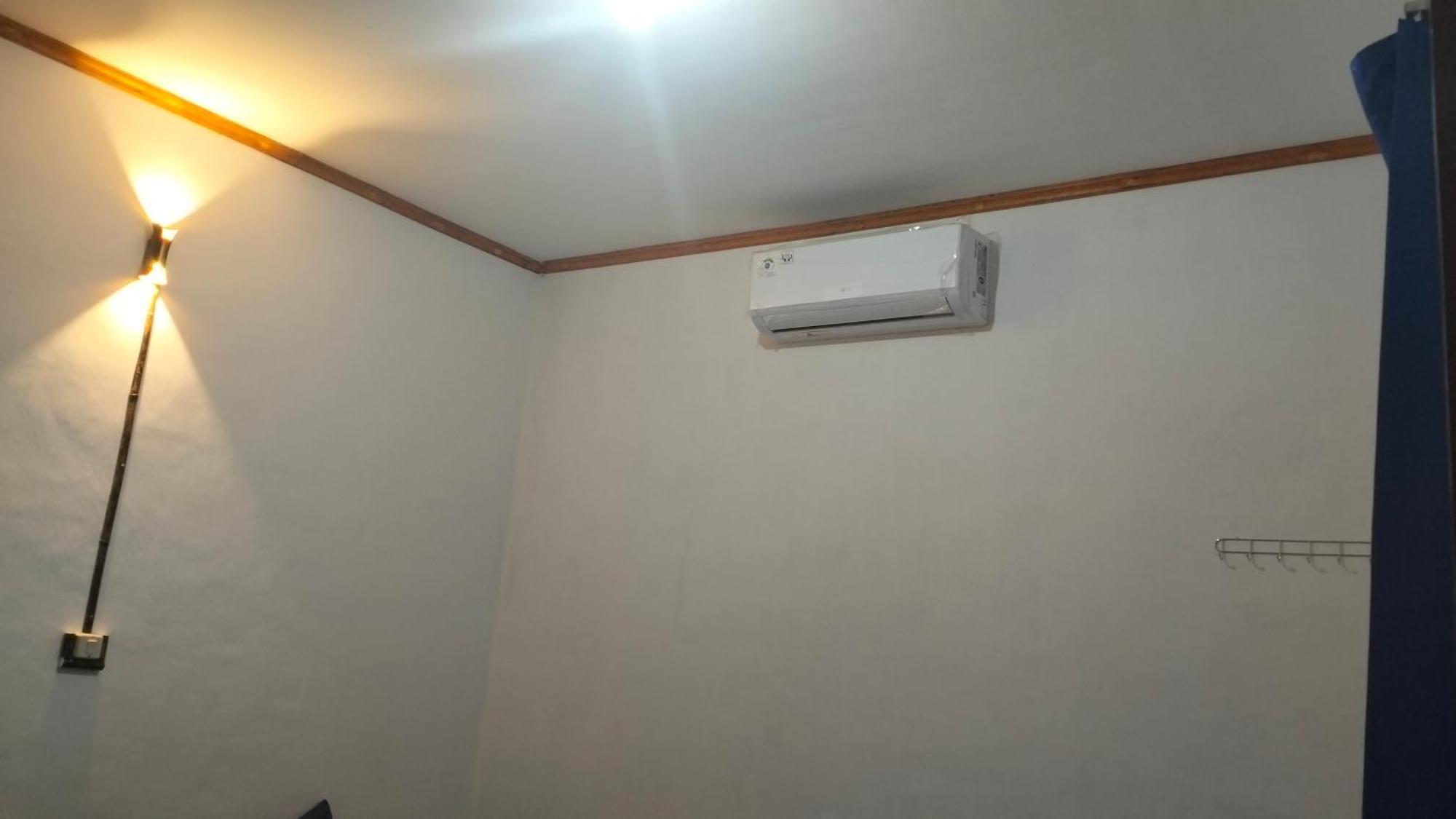 Nadil Homestay Kuta  Экстерьер фото